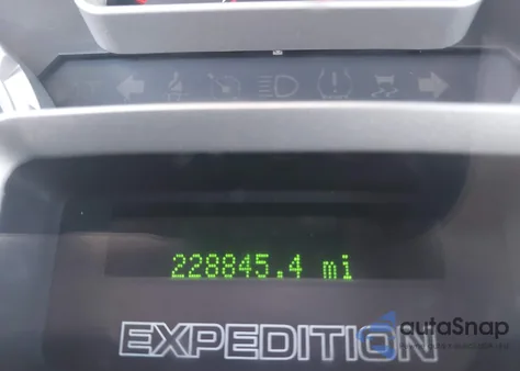 2010 Ford Expedition Xlt из США, поврежденный, VIN 1FMJU1F53AEA15092